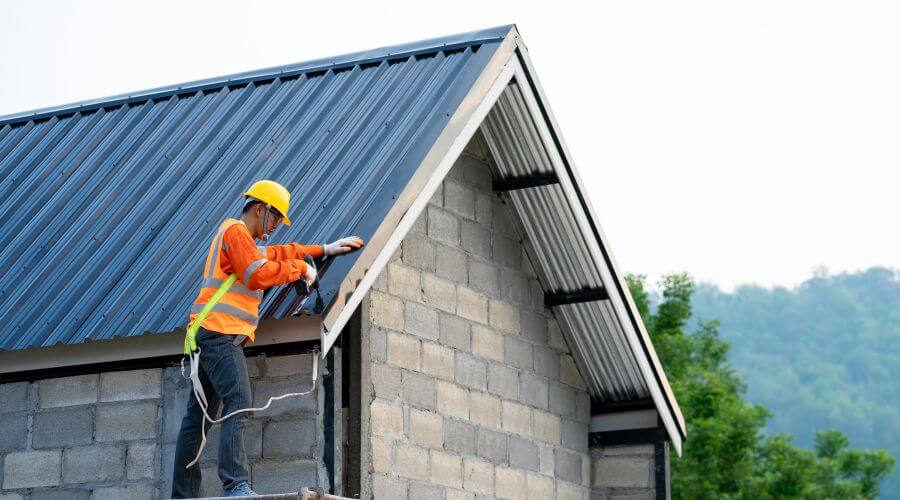 Professional gutter cleaning in Pocomoke City, MD